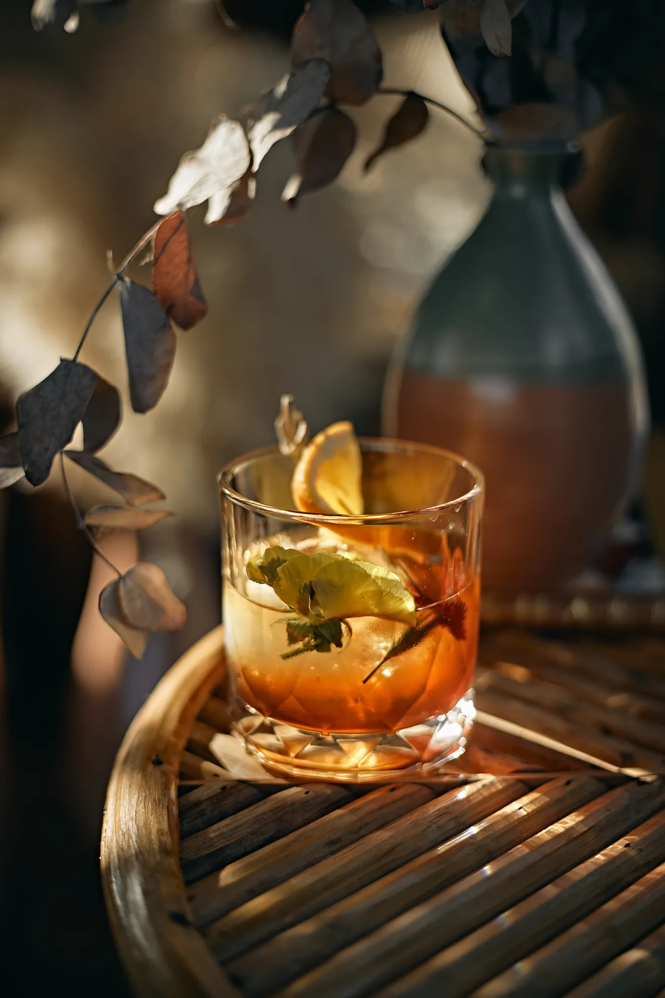 Whiskey, Orange, Angostura, Zimt, Zucker